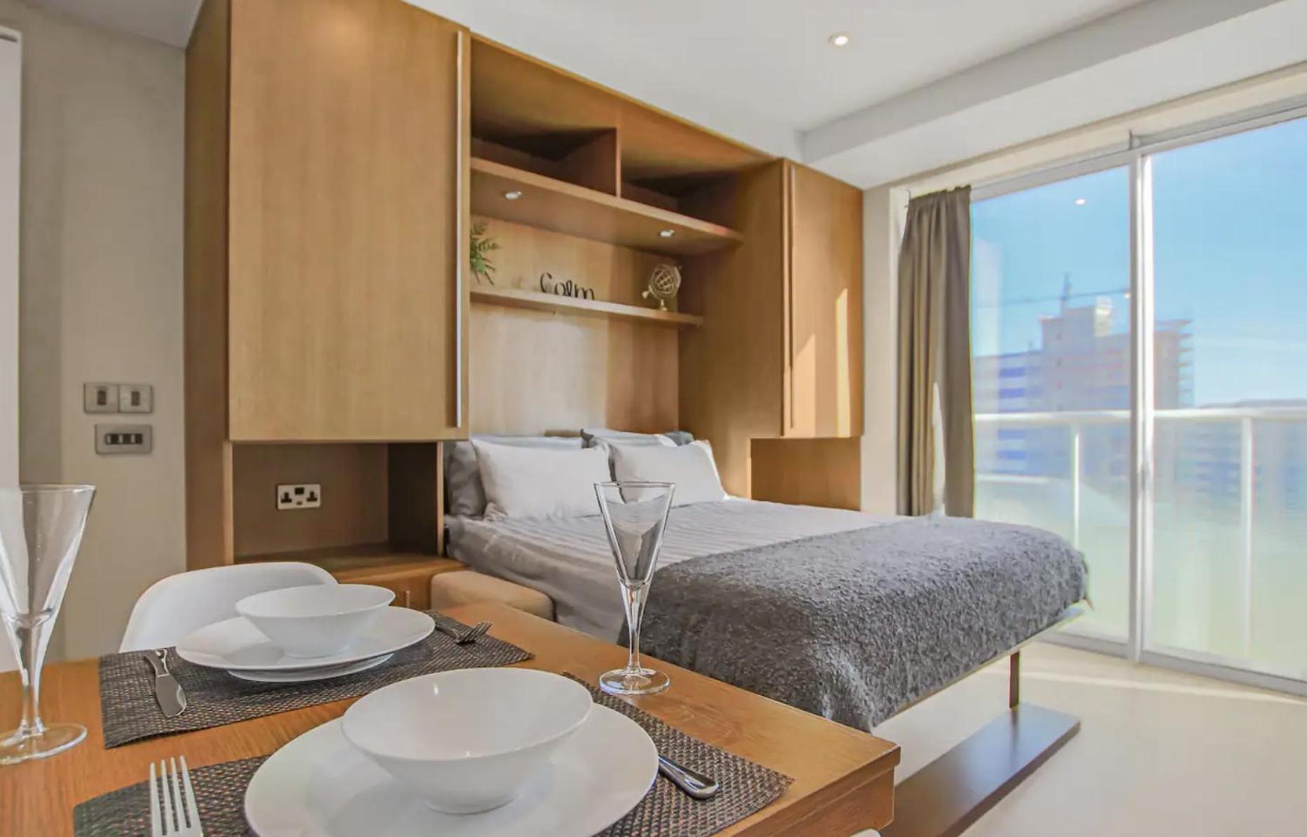 West One Studio Apartments Gibraltar Exterior foto
