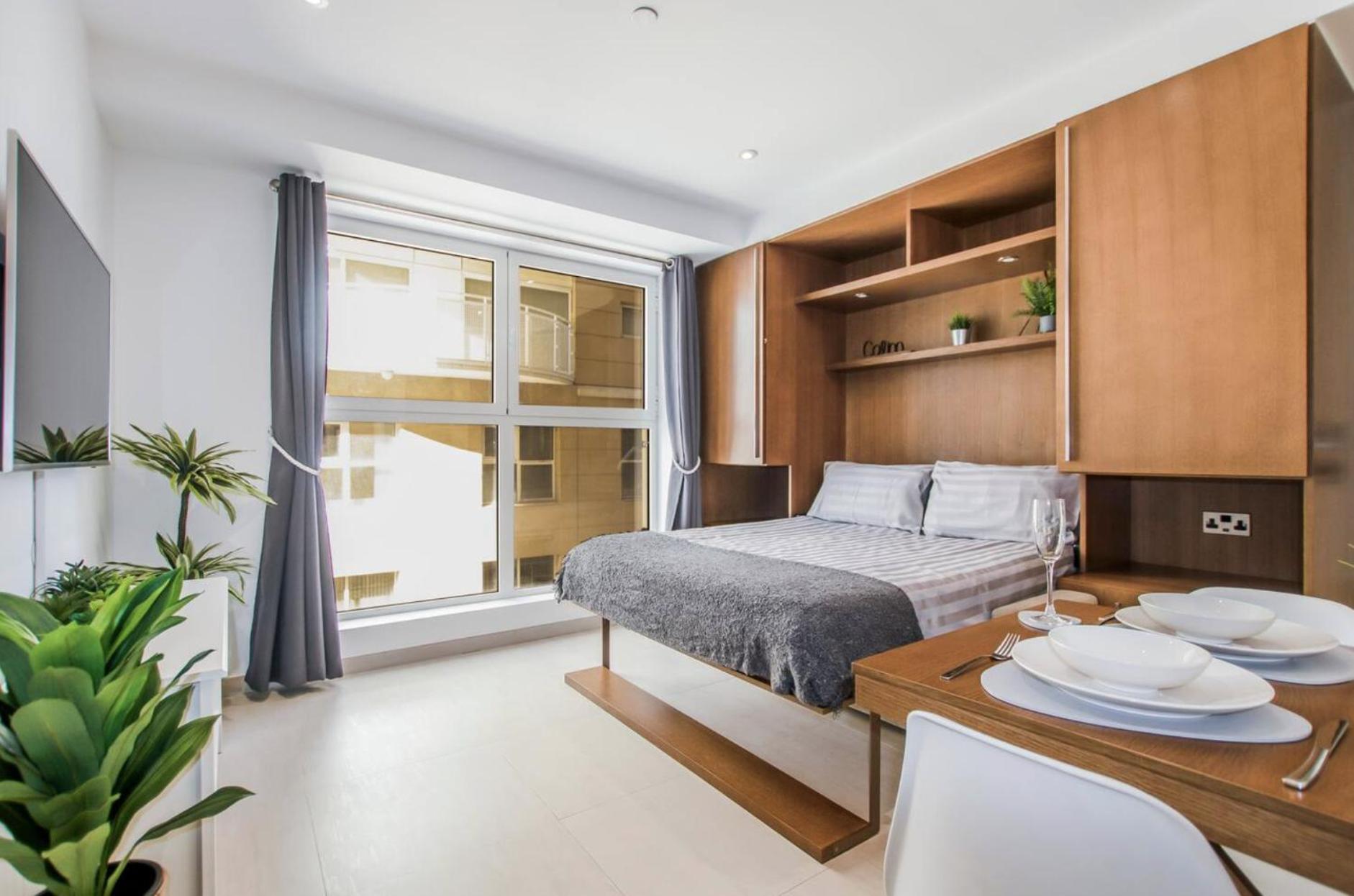 West One Studio Apartments Gibraltar Exterior foto